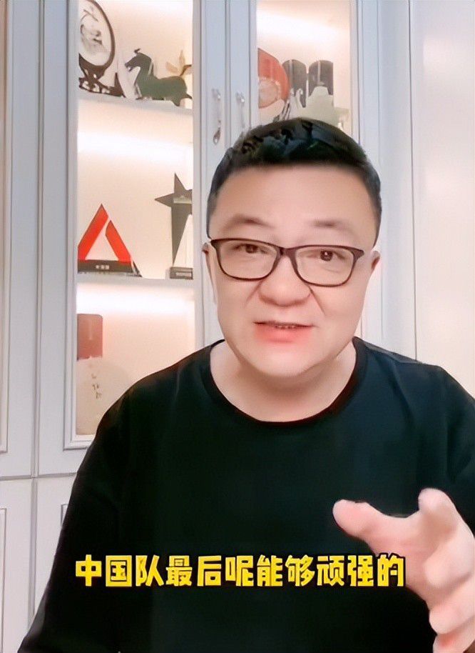 用户可以在不影响性能和演示质量的情况下，在The Wall Professional上任意添加或移除LED模块